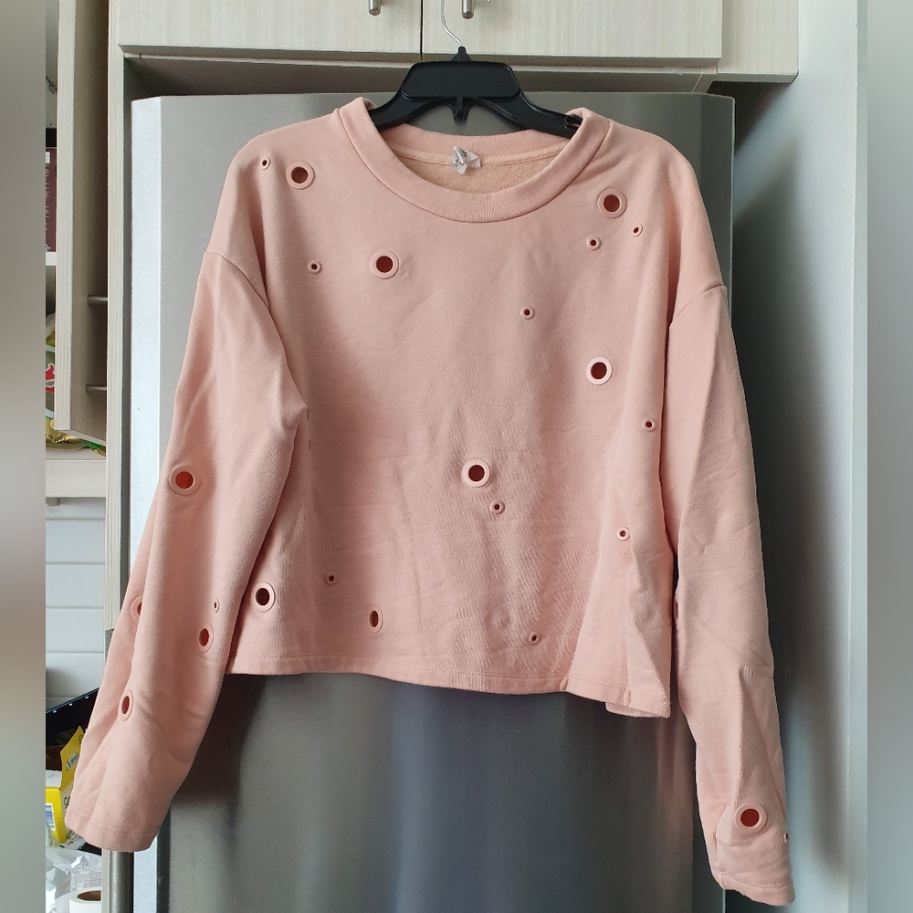 alo yoga cropped sweater